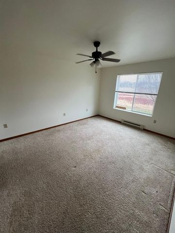 934 Jana Lane, Madison, WI 53704