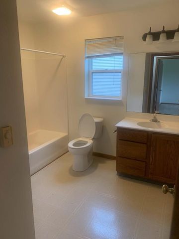 934 Jana Lane, Madison, WI 53704