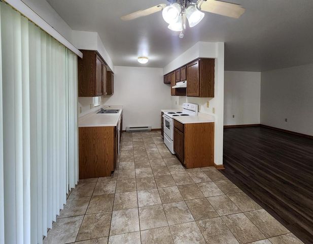 934 Jana Lane, Madison, WI 53704