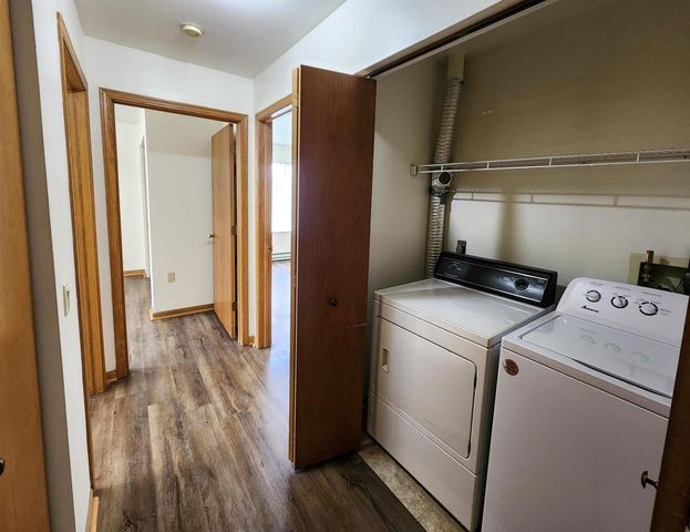 934 Jana Lane, Madison, WI 53704