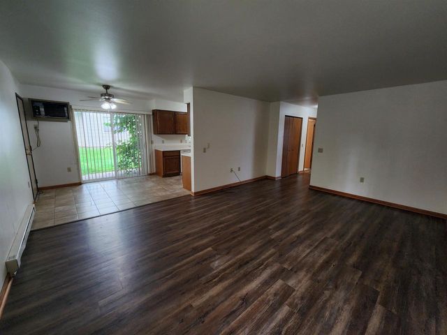 934 Jana Lane, Madison, WI 53704