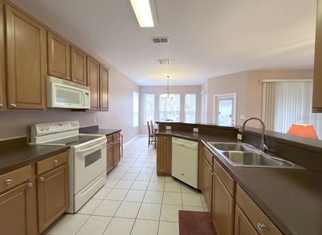 109 AVENHAM DRIVE, Deland, FL 32724