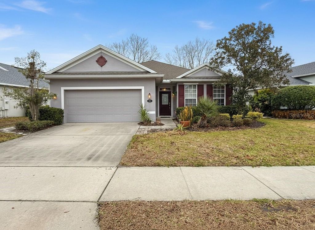 109 AVENHAM DRIVE, Deland, FL 32724