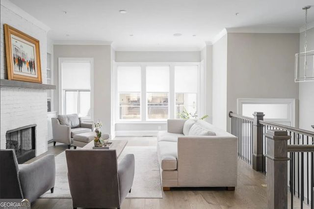 4518 Collins Avenue, Sandy Springs, GA 30342