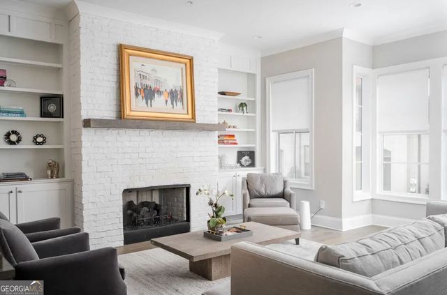 4518 Collins Avenue, Sandy Springs, GA 30342