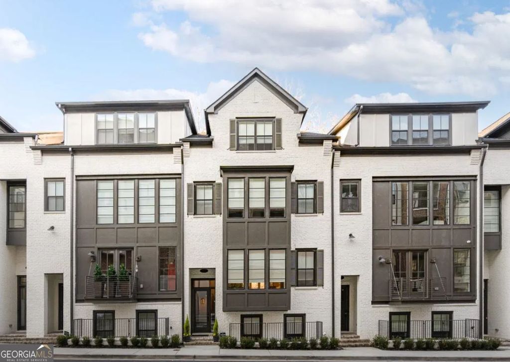 4518 Collins Avenue, Sandy Springs, GA 30342