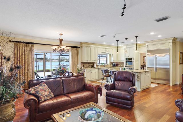 2097 Circle Place Drive, Lake Worth, FL 33462