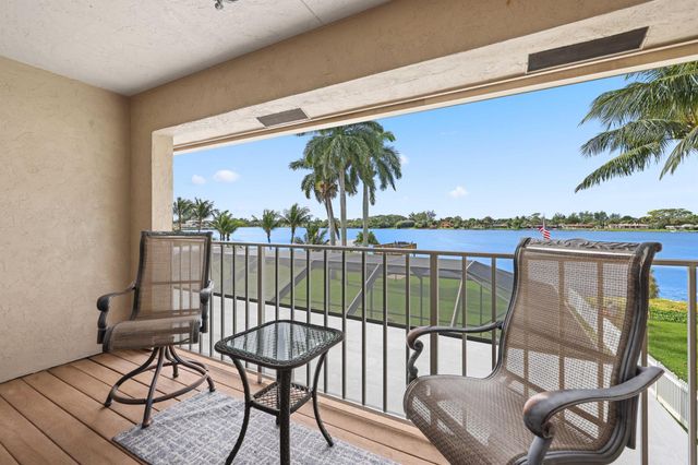 2097 Circle Place Drive, Lake Worth, FL 33462