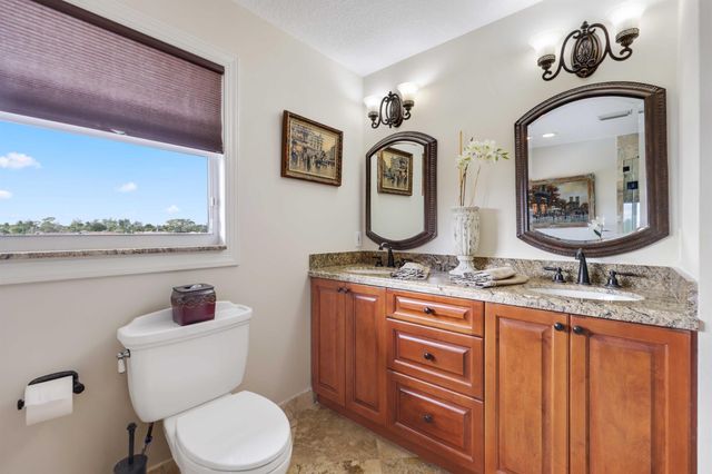 2097 Circle Place Drive, Lake Worth, FL 33462