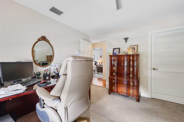 2097 Circle Place Drive, Lake Worth, FL 33462