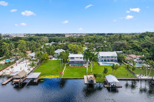 2097 Circle Place Drive, Lake Worth, FL 33462