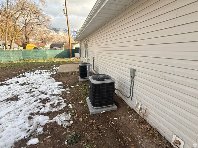 886 WOOD ST, Ogden, UT 84404