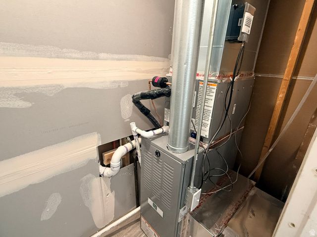 886 WOOD ST, Ogden, UT 84404