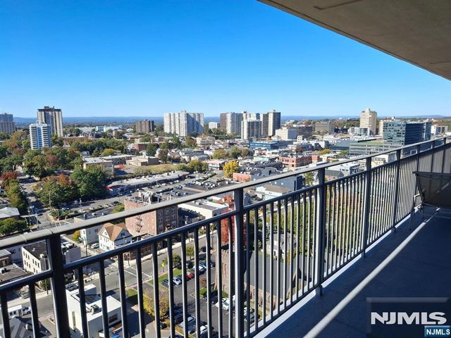 1530 Palisade Avenue 19 E, Fort Lee, NJ 07024