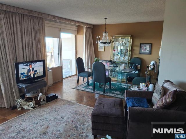 1530 Palisade Avenue 19 E, Fort Lee, NJ 07024