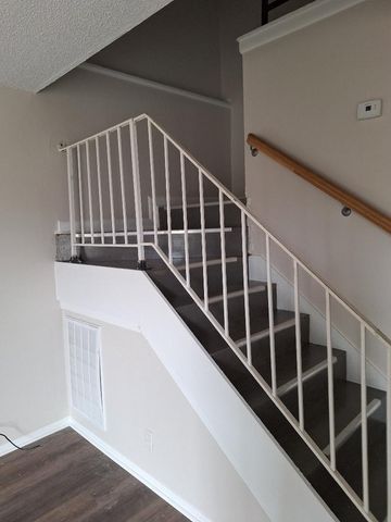 1005 Forest Ridge Ct, Hermitage, TN 37076