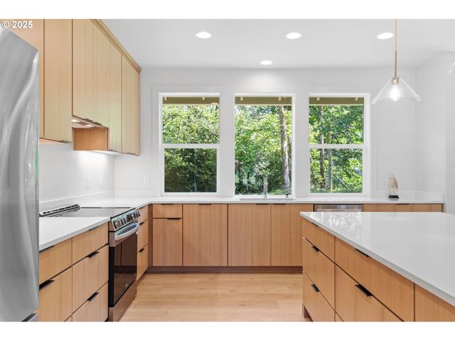 605 GUN CLUB Rd, Woodland, WA 98674