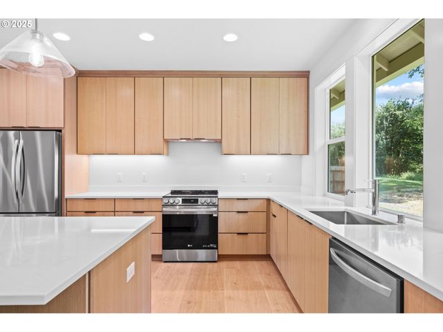 605 GUN CLUB Rd, Woodland, WA 98674