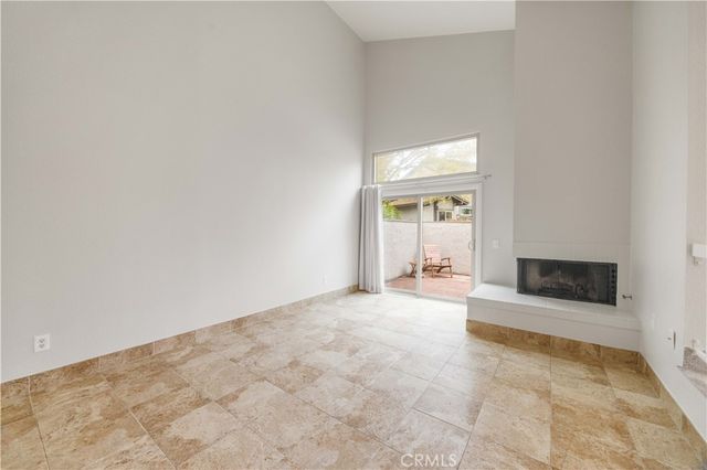 2 Summerset, Irvine, CA 92603