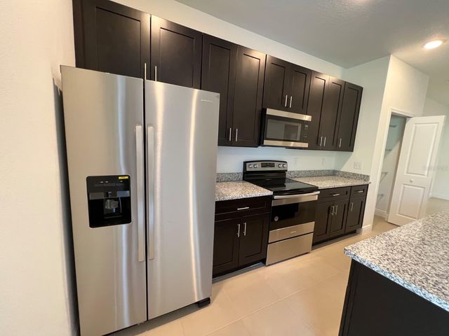 750 AUBURN GROVE COURT, Auburndale, FL 33823