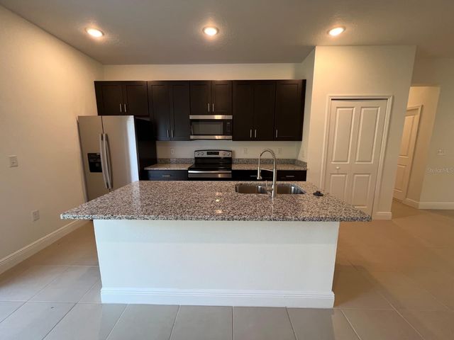 750 AUBURN GROVE COURT, Auburndale, FL 33823