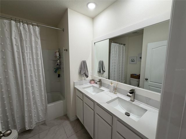 750 AUBURN GROVE COURT, Auburndale, FL 33823