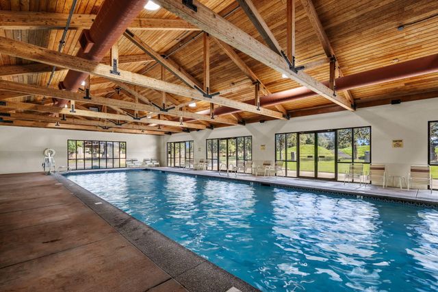 1134 Highland View Loop, Redmond, OR 97756