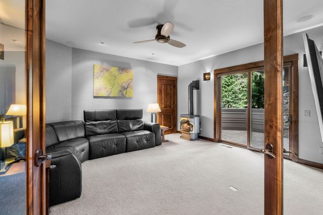 1134 Highland View Loop, Redmond, OR 97756