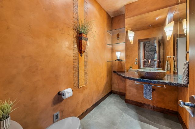 1134 Highland View Loop, Redmond, OR 97756