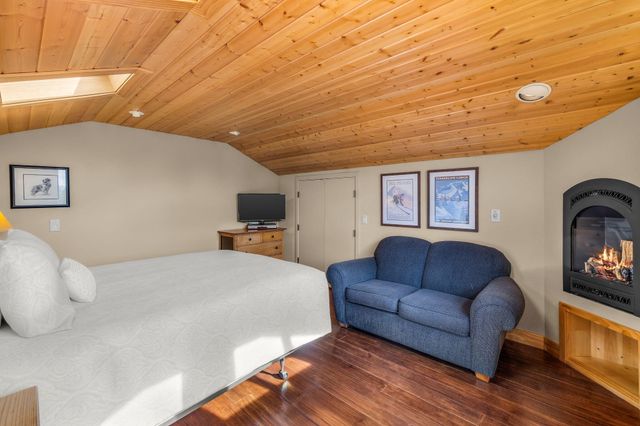 1134 Highland View Loop, Redmond, OR 97756