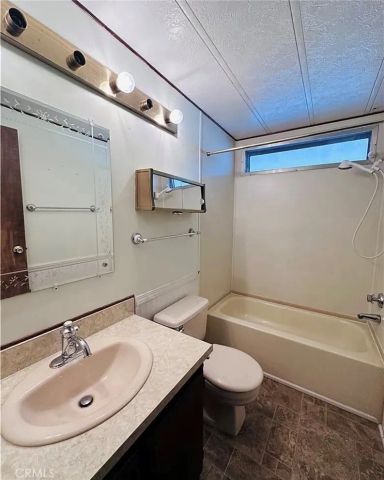 14000 El Evado 51, Victorville, CA 92392