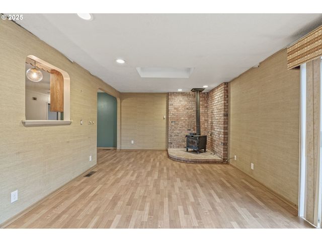 3139 MICHIGAN St, Longview, WA 98632