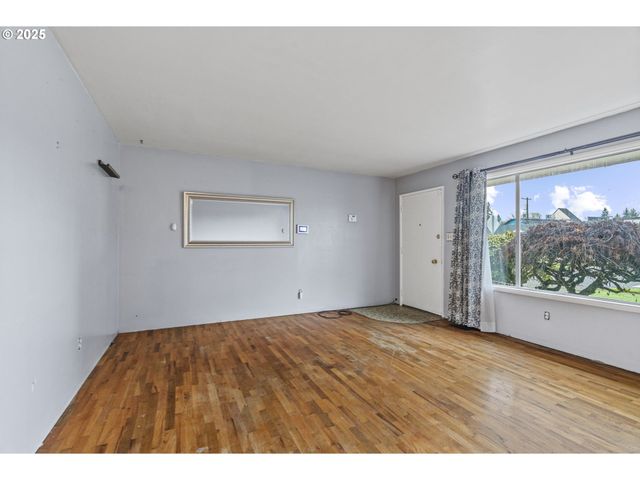 3139 MICHIGAN St, Longview, WA 98632