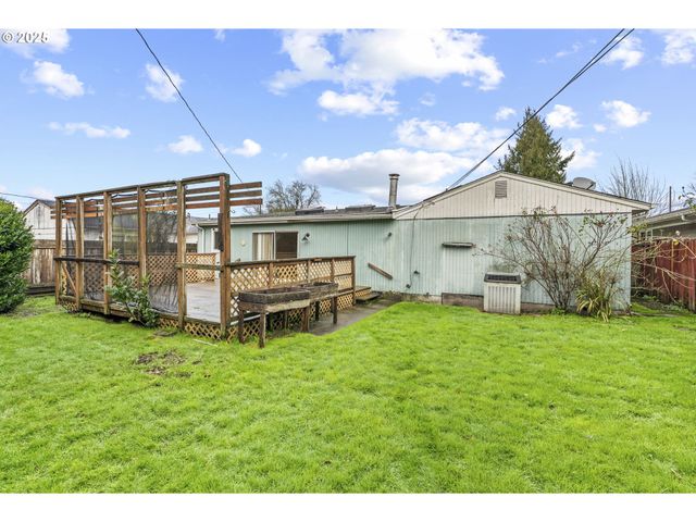 3139 MICHIGAN St, Longview, WA 98632
