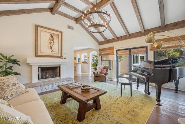 730 Calle Mandarinas, Thousand Oaks, CA 91360