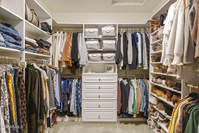 730 Calle Mandarinas, Thousand Oaks, CA 91360