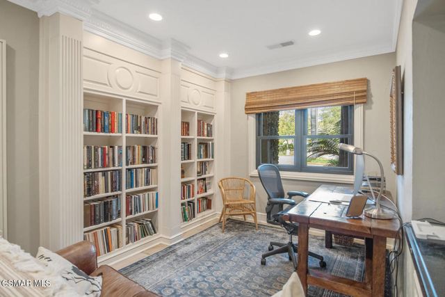 730 Calle Mandarinas, Thousand Oaks, CA 91360