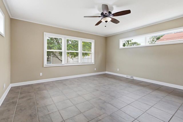 2334 Winnebago STREET, La Crosse, WI 54601