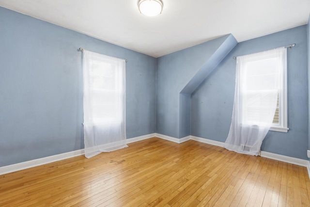 2334 Winnebago STREET, La Crosse, WI 54601