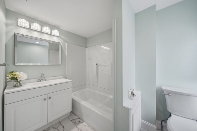 57 Corbett St, Lowell, MA 01852