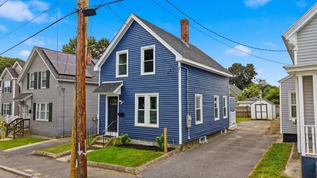 57 Corbett St, Lowell, MA 01852