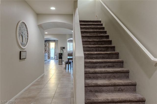 5336 mountain garland Lane, North Las Vegas, NV 89081