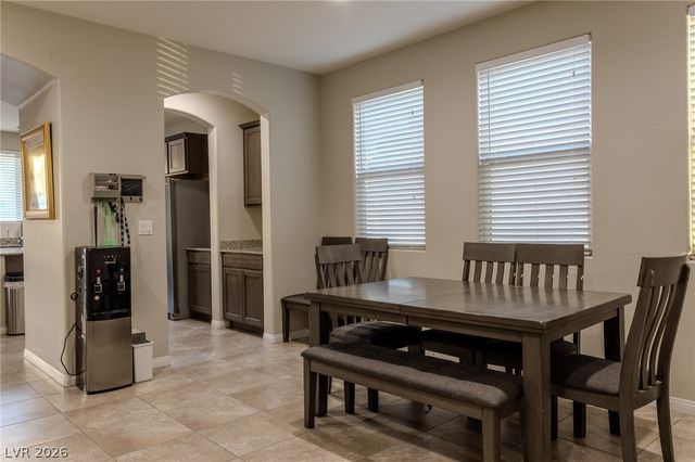 5336 mountain garland Lane, North Las Vegas, NV 89081