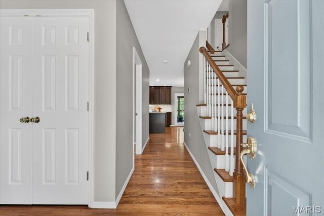 2950 Bayberry Ridge Drive, St Louis, MO 63129