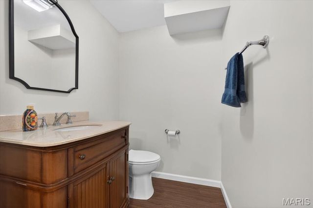 2950 Bayberry Ridge Drive, St Louis, MO 63129
