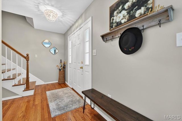 2950 Bayberry Ridge Drive, St Louis, MO 63129