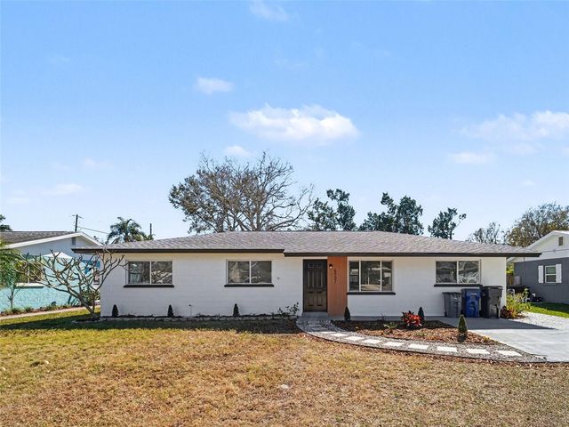 6907 11TH AVENUE NW, Bradenton, FL 34209