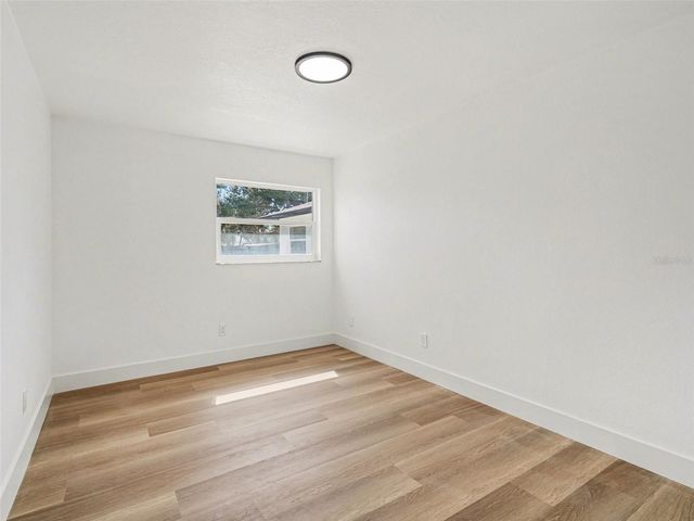 6907 11TH AVENUE NW, Bradenton, FL 34209