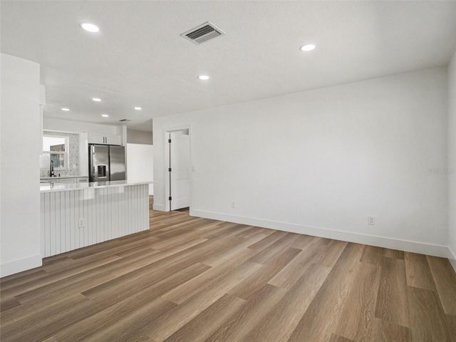 6907 11TH AVENUE NW, Bradenton, FL 34209