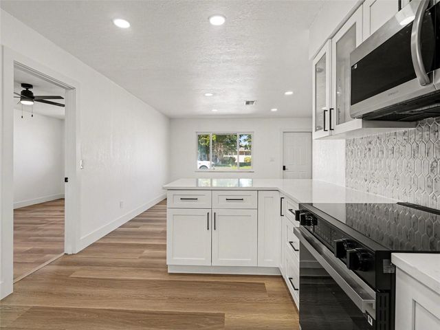 6907 11TH AVENUE NW, Bradenton, FL 34209